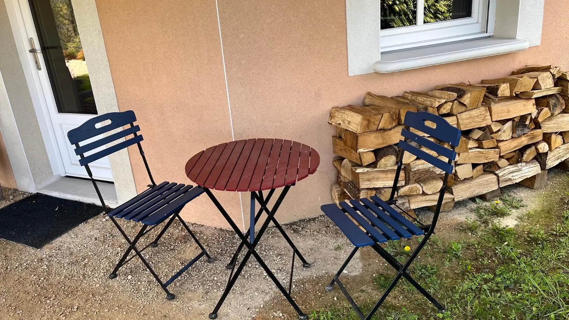 דירות Vernaison Comme Dans Un Ecrin - T2 De 50 M² Avec Jardin, Terrasse Et Piscine