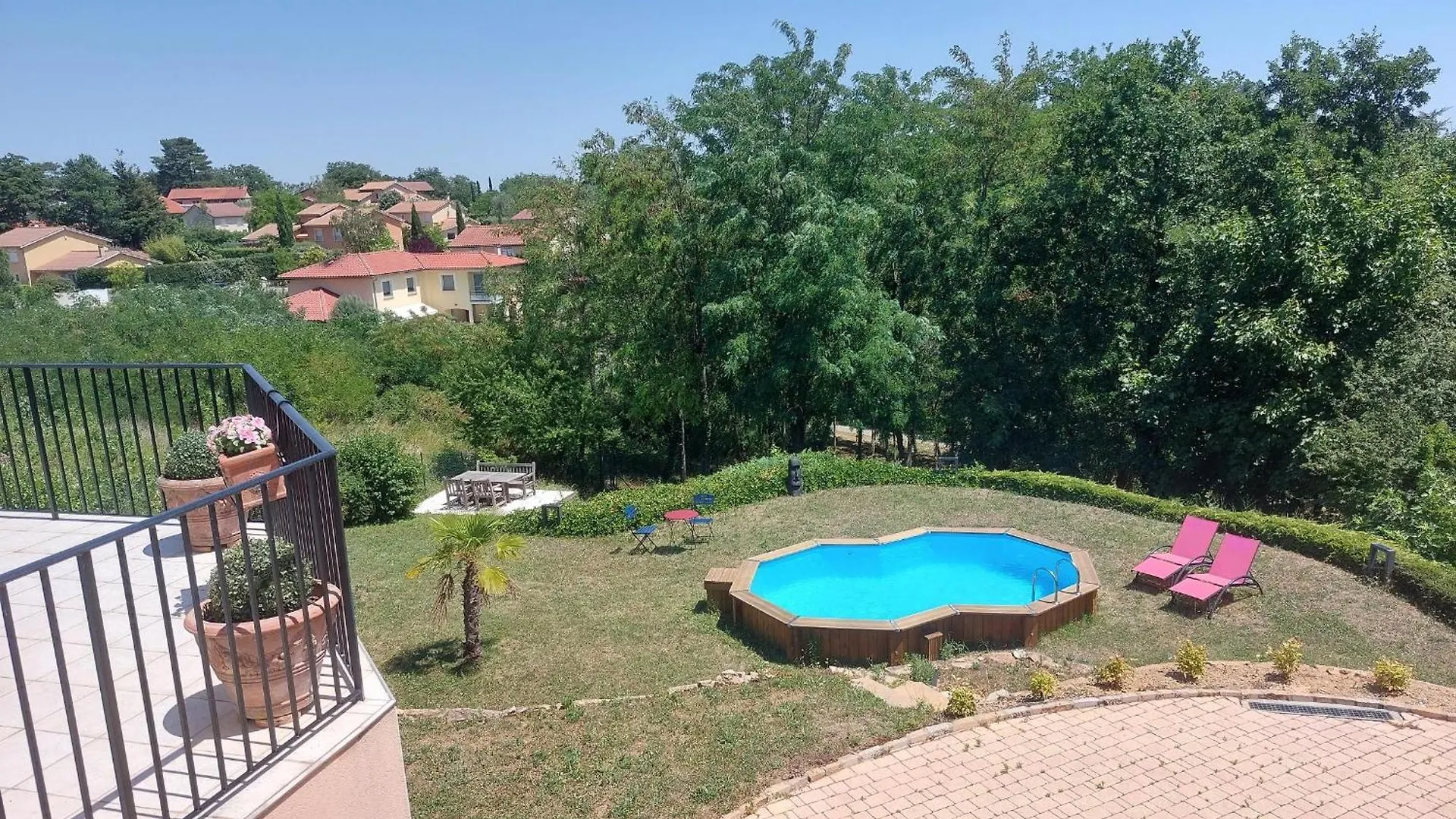 דירות Vernaison Comme Dans Un Ecrin - T2 De 50 M² Avec Jardin, Terrasse Et Piscine צרפת